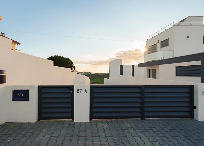 Gold With Ocean View, Jacuzzi And Private Pool فيلة